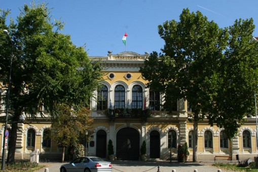 Városháza  - Békéscsaba, a mindig megújuló város